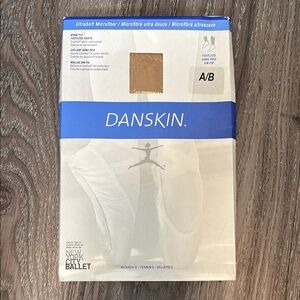 Danskin footless tights